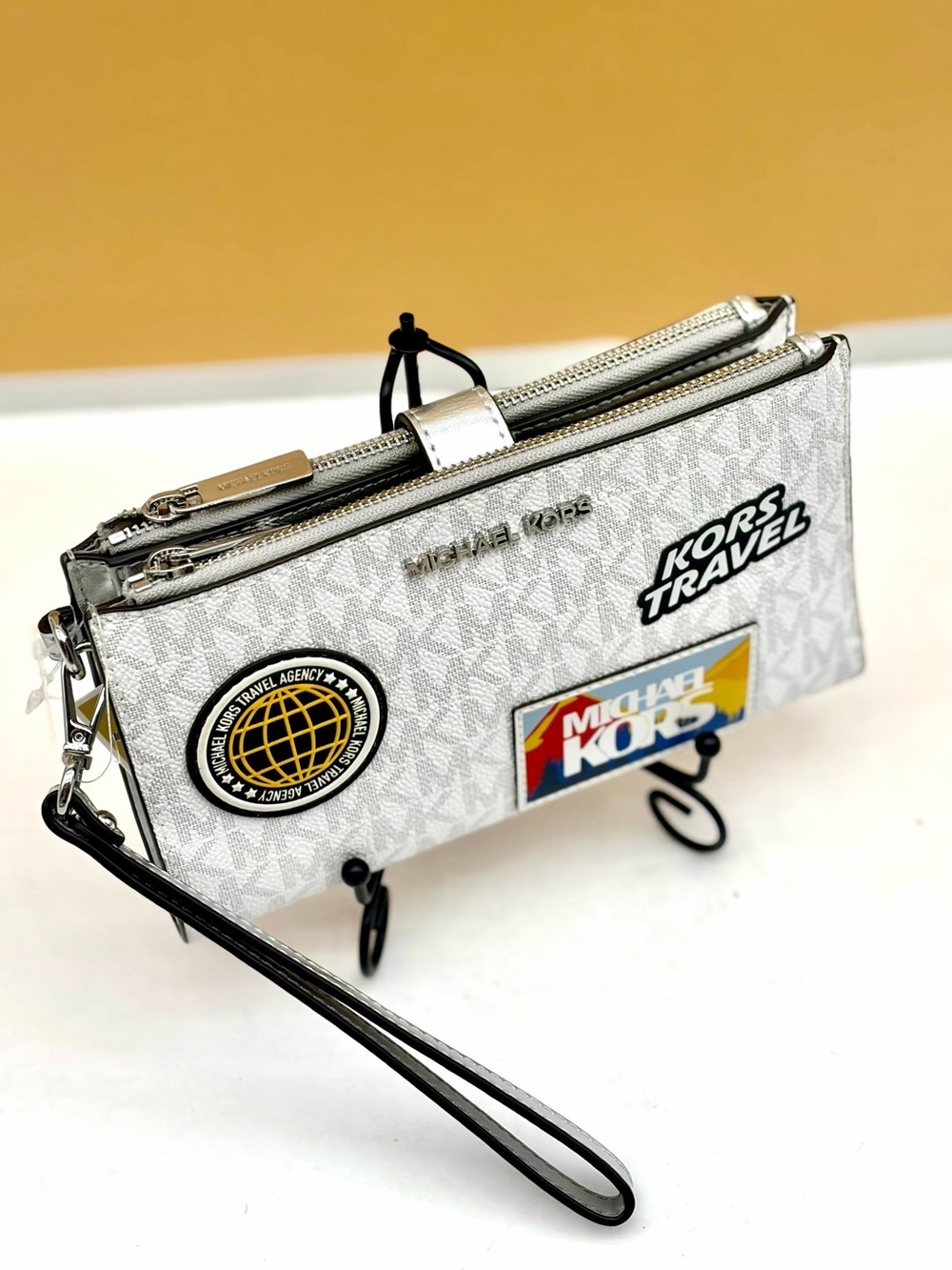 Michael Kors White Logo Patch Travel Double Zip Wristlet Wallet